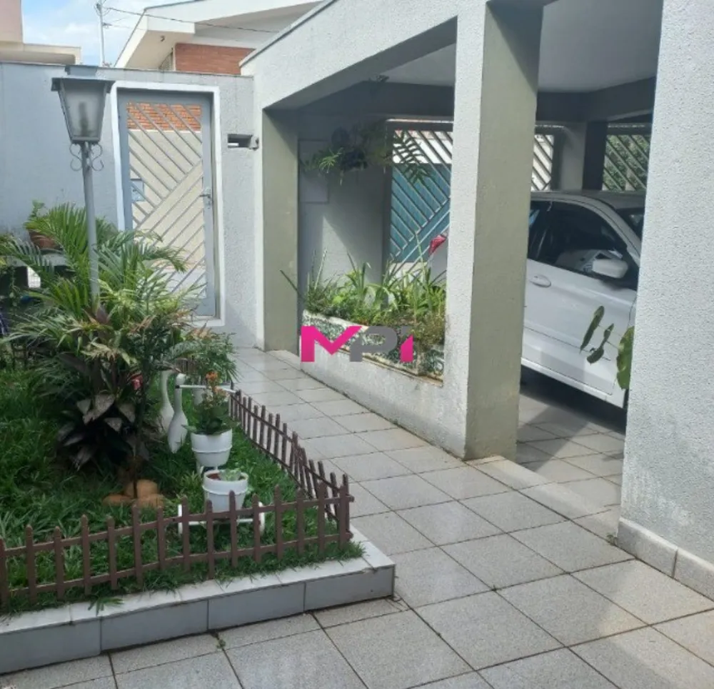 Casa, 3 quartos, 200 m² - Foto 1