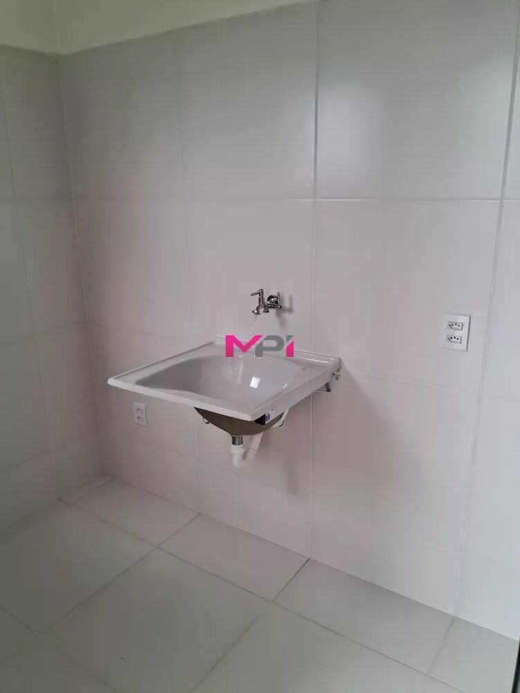 Casa à venda com 3 quartos, 150m² - Foto 4