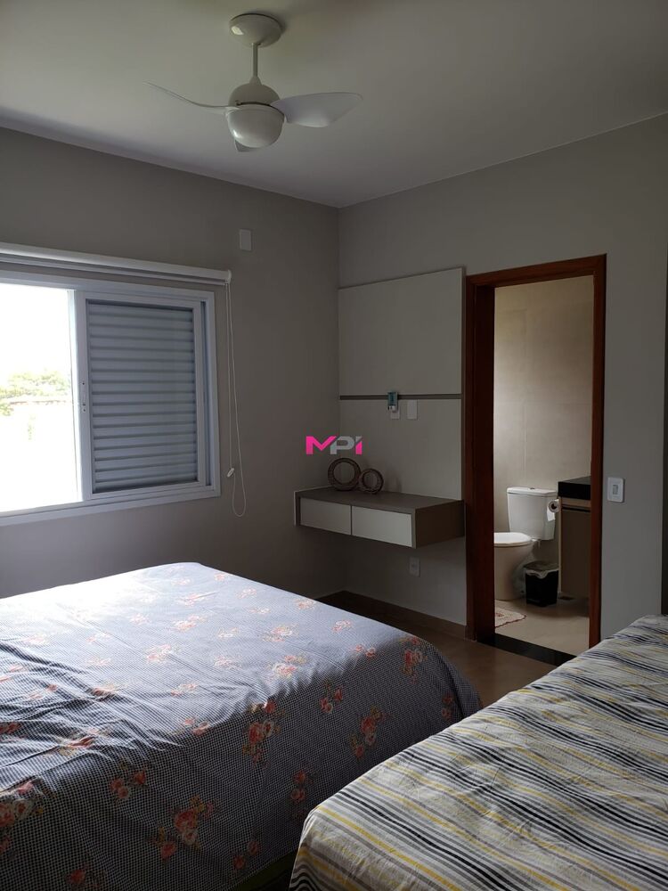 Casa, 3 quartos, 223 m² - Foto 10