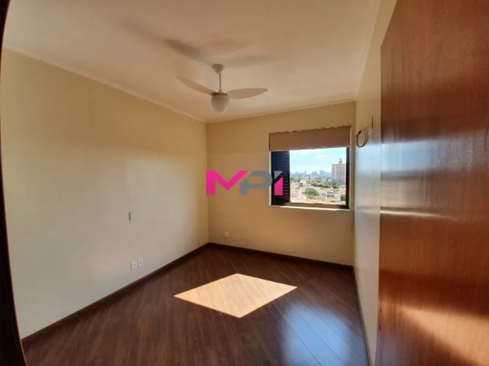 Apartamento, 3 quartos, 147 m² - Foto 2