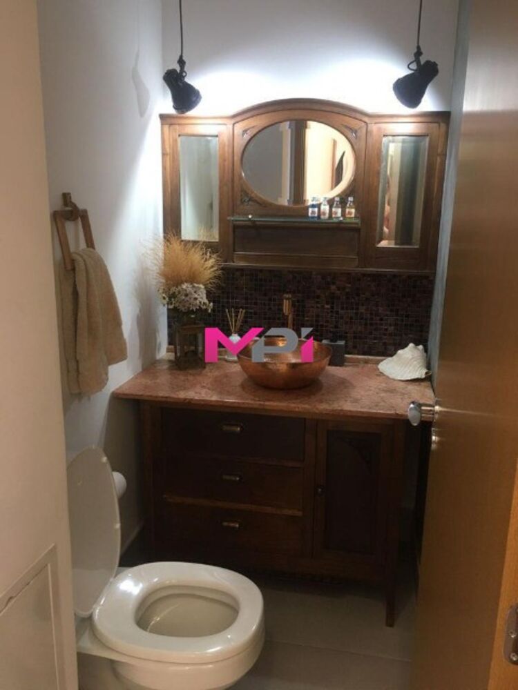 Apartamento à venda com 3 quartos, 121m² - Foto 1