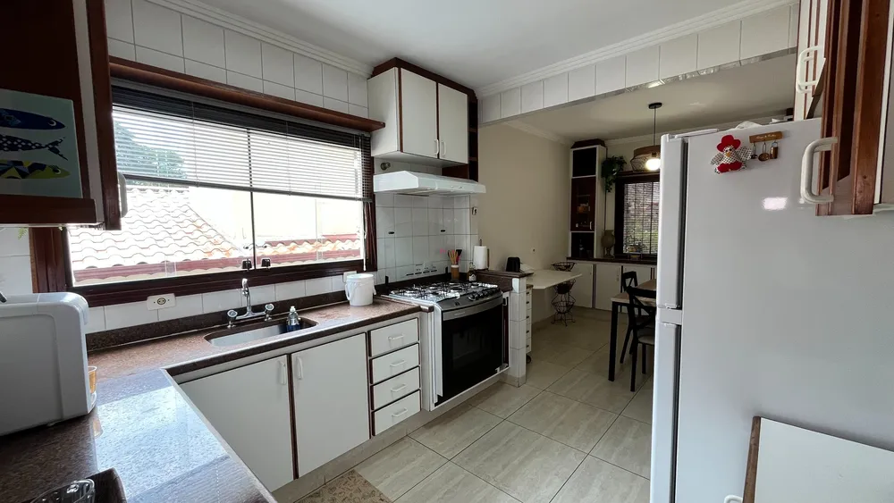 Casa, 3 quartos, 284 m² - Foto 1