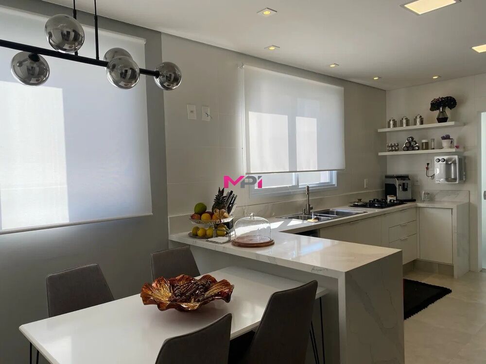 Casa de Condomínio à venda com 4 quartos, 342m² - Foto 13