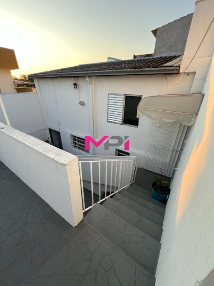 Casa à venda com 2 quartos, 225m² - Foto 8