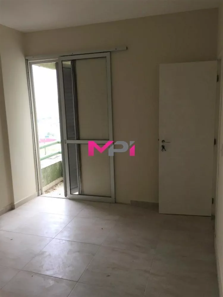 Apartamento à venda com 3 quartos, 75m² - Foto 14