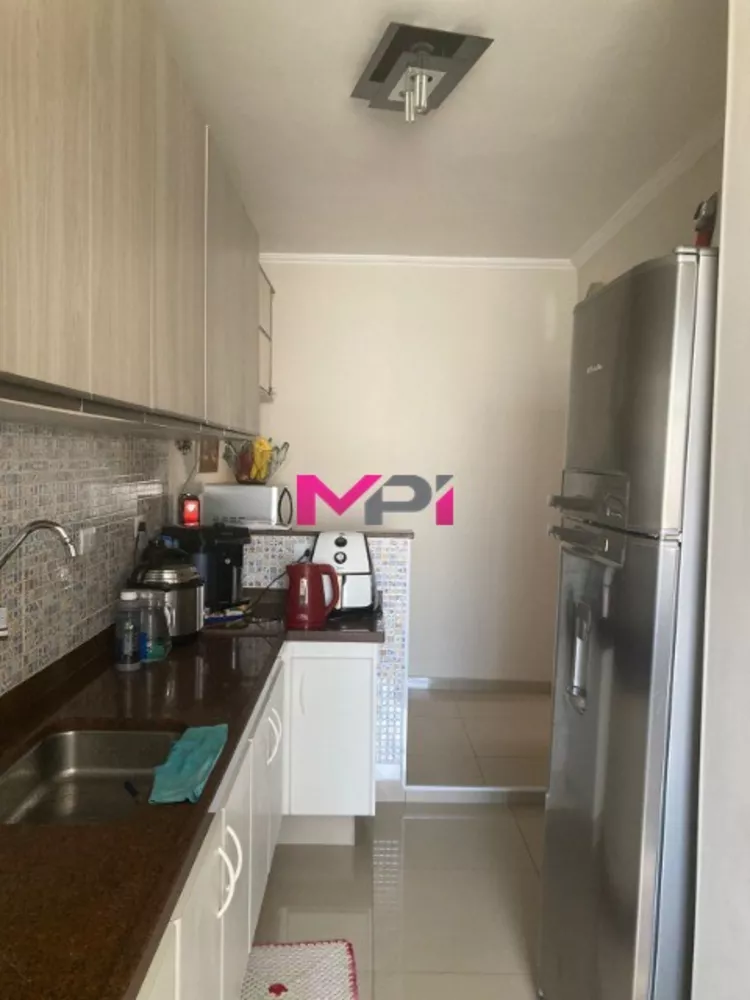 Apartamento à venda com 3 quartos, 100m² - Foto 3