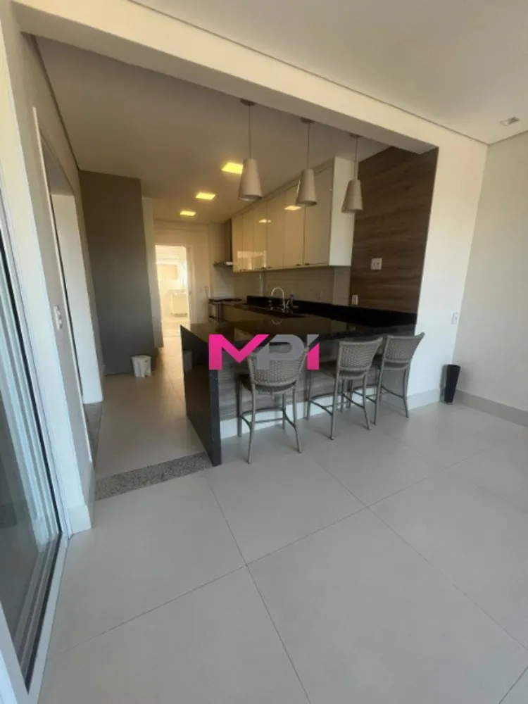 Apartamento, 4 quartos, 232 m² - Foto 4