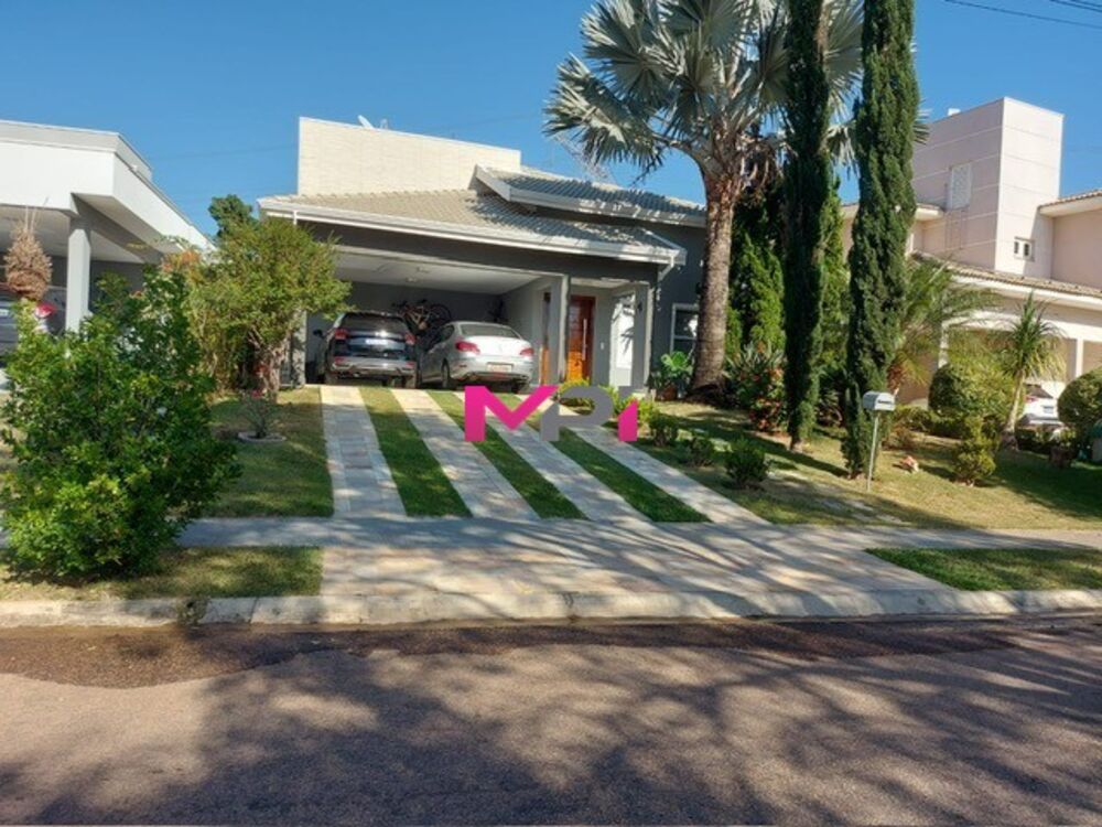 Casa de Condomínio à venda com 3 quartos, 235m² - Foto 1