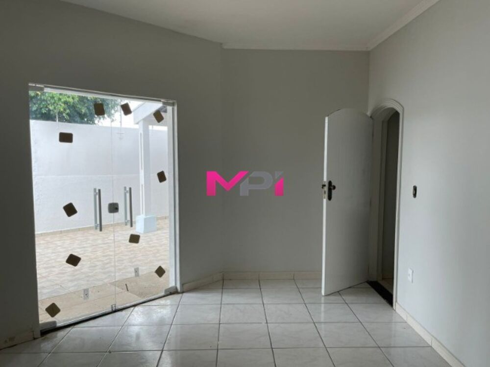 Casa à venda com 4 quartos, 240m² - Foto 11