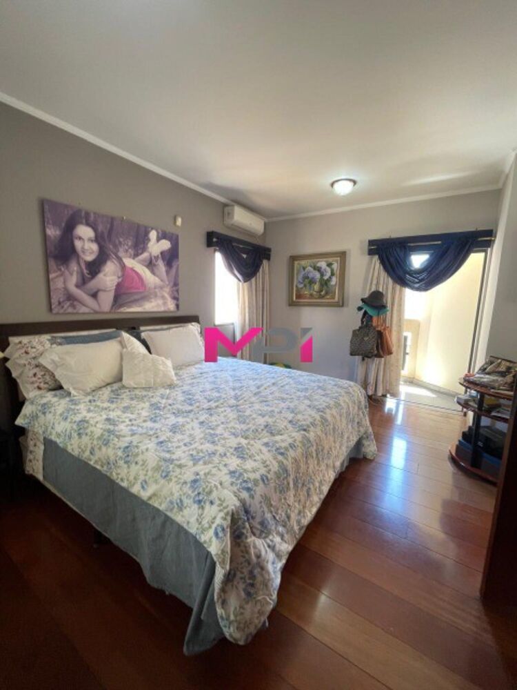 Casa, 4 quartos, 348 m² - Foto 2