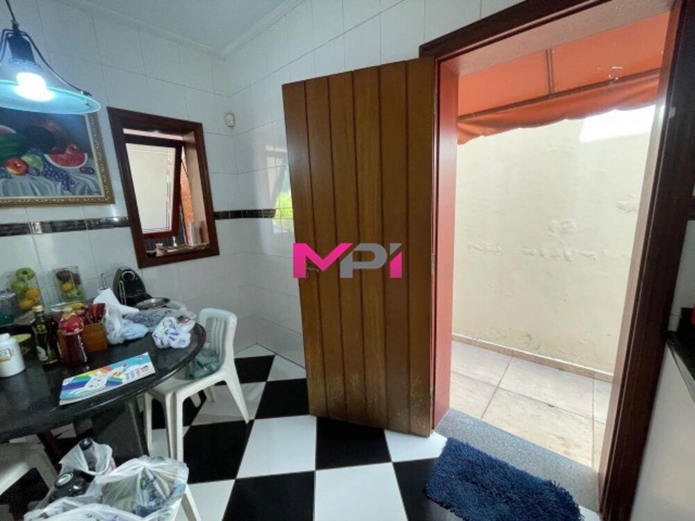 Casa, 4 quartos, 348 m² - Foto 4