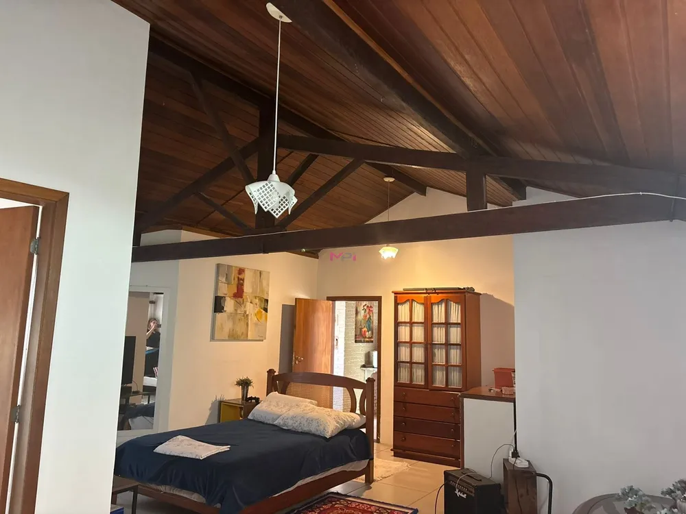 Casa, 4 quartos, 215 m² - Foto 3