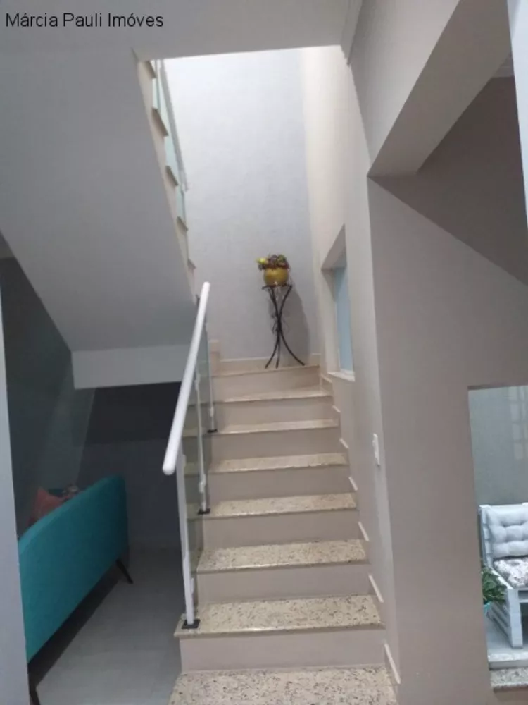 Casa à venda com 4 quartos, 291m² - Foto 4