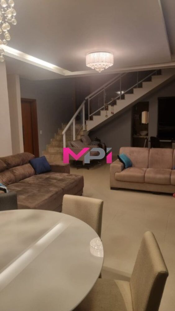 Casa de Condomínio à venda com 3 quartos, 404m² - Foto 3