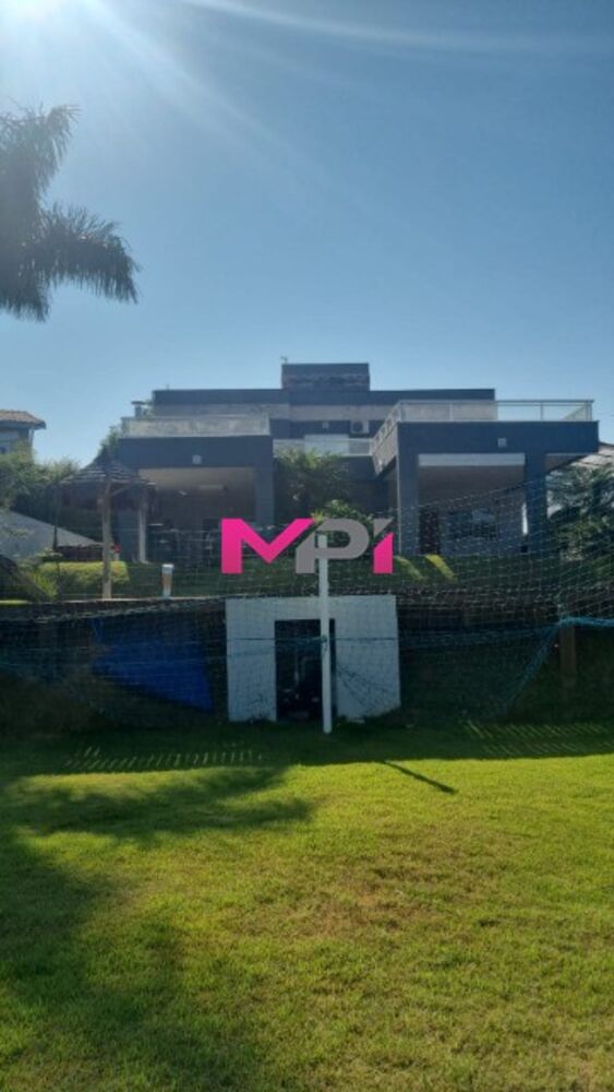 Casa de Condomínio à venda com 3 quartos, 404m² - Foto 1