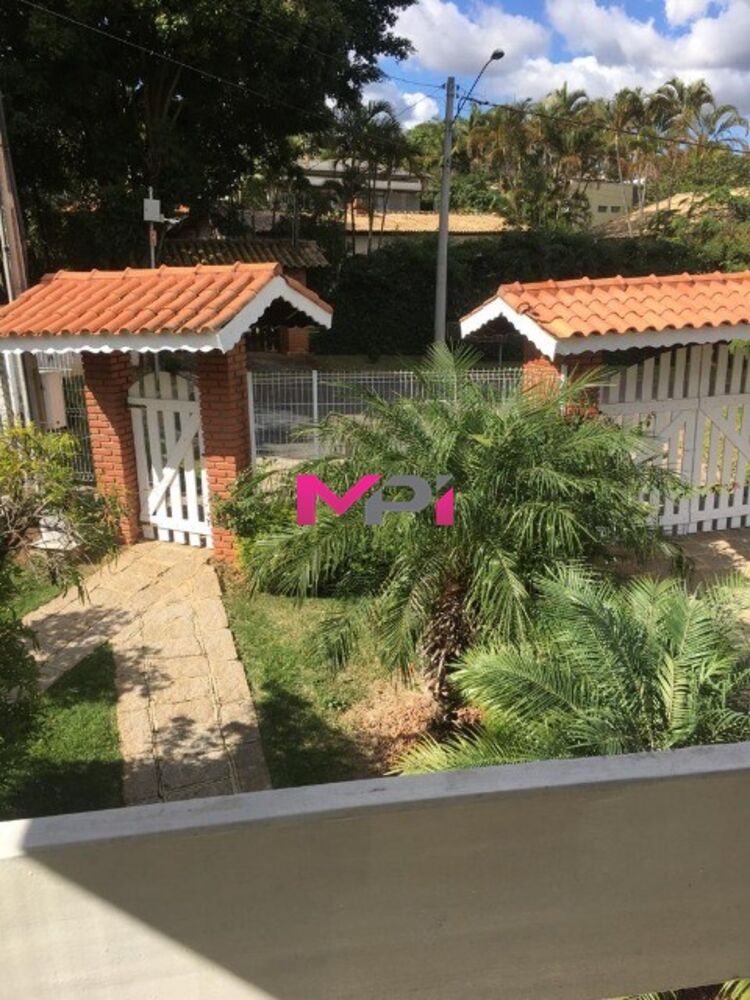 Casa de Condomínio à venda com 3 quartos, 292m² - Foto 1