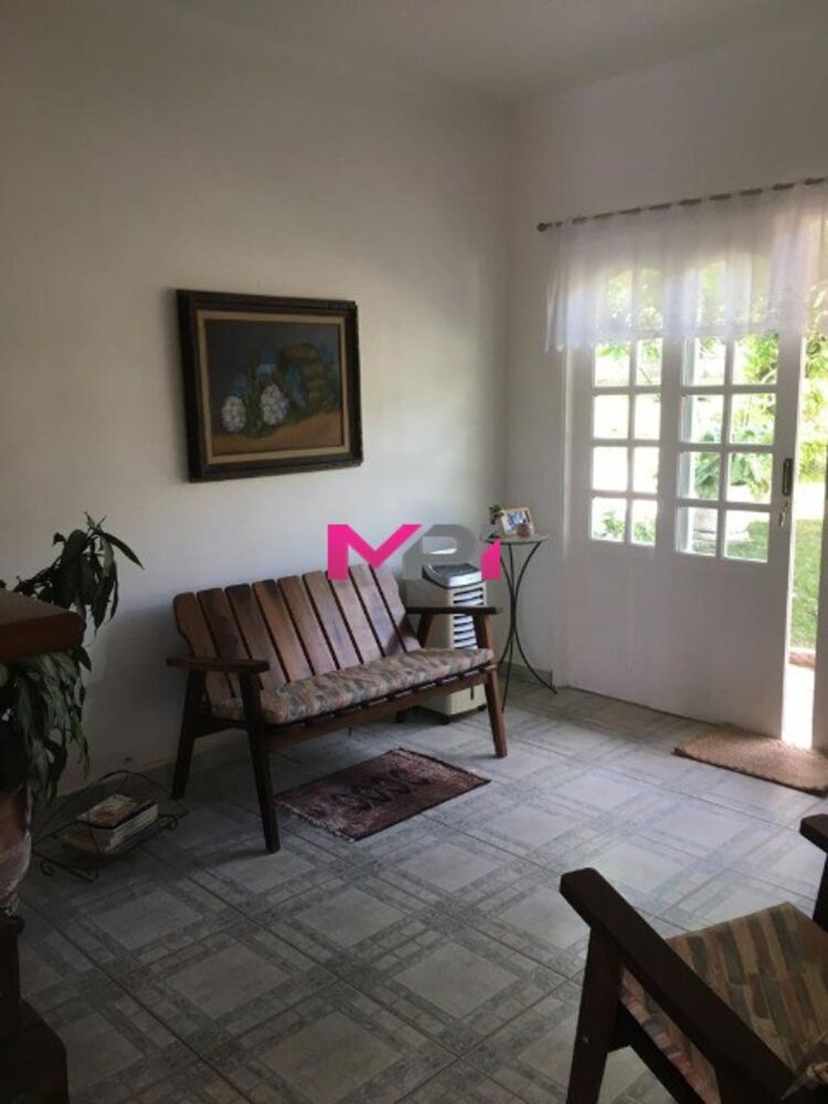 Casa de Condomínio à venda com 3 quartos, 292m² - Foto 3