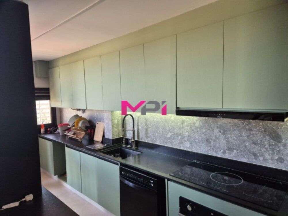 Apartamento à venda com 3 quartos, 173m² - Foto 5