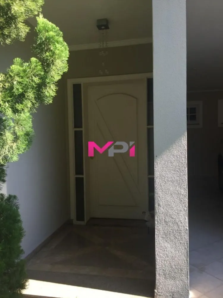 Sobrado, 3 quartos, 550 m² - Foto 1