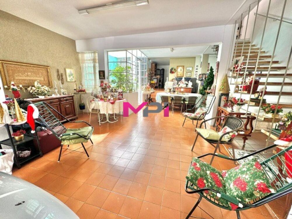 Sobrado, 3 quartos, 205 m² - Foto 1