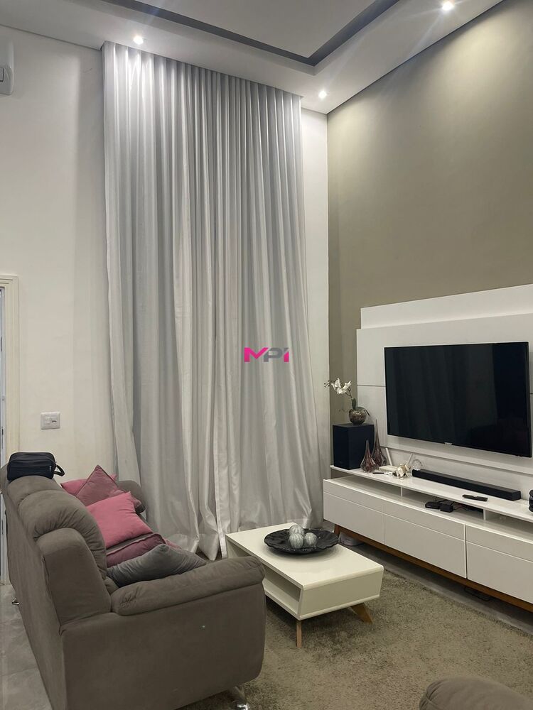 Casa, 3 quartos, 132 m² - Foto 1