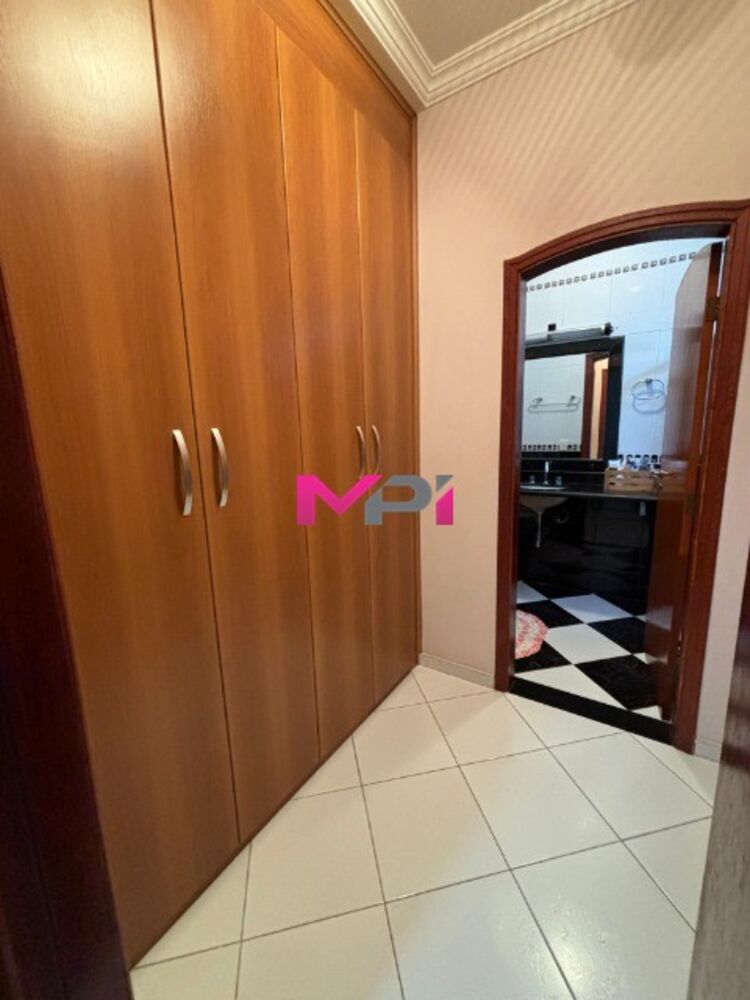Casa, 4 quartos, 300 m² - Foto 11