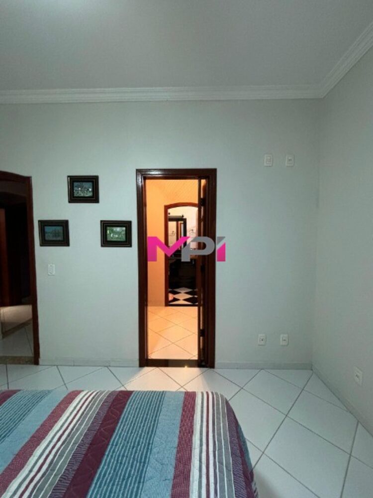 Casa, 4 quartos, 300 m² - Foto 9