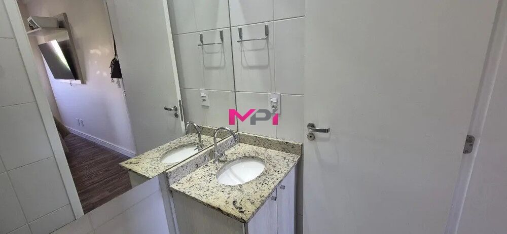 Apartamento à venda com 2 quartos, 66m² - Foto 11