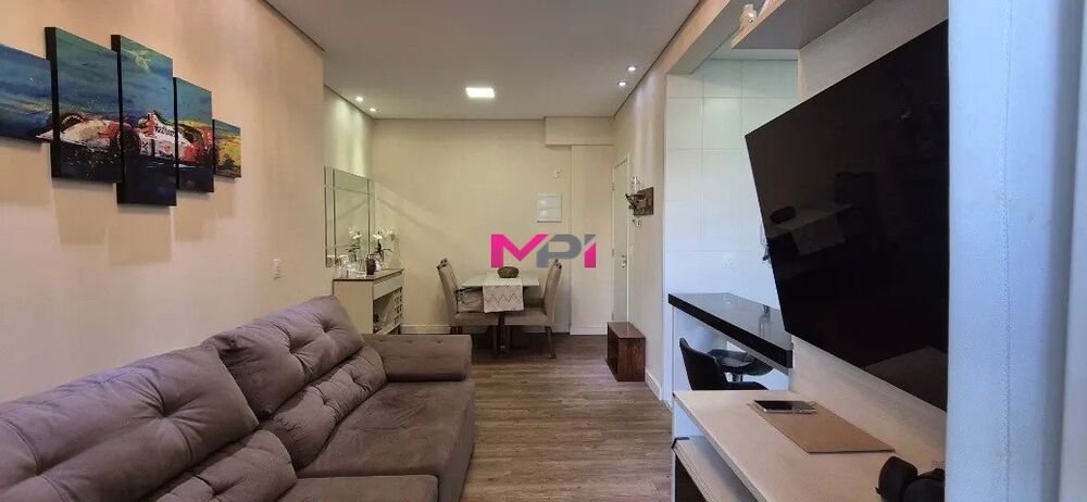 Apartamento à venda com 2 quartos, 66m² - Foto 1