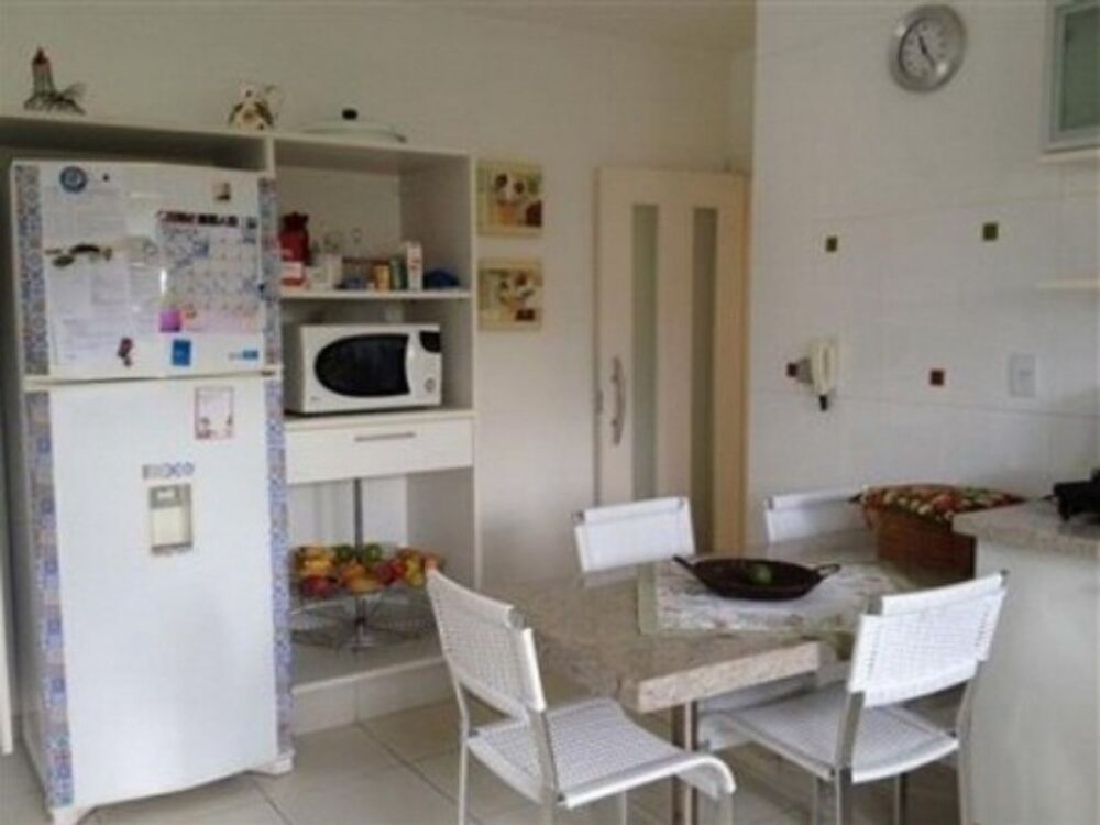 Casa de Condomínio à venda com 4 quartos, 363m² - Foto 4