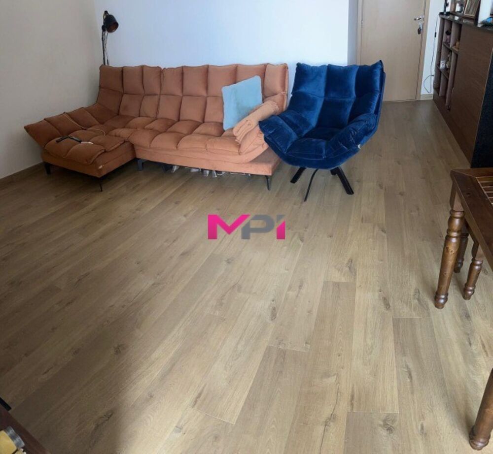Apartamento à venda com 3 quartos, 84m² - Foto 2