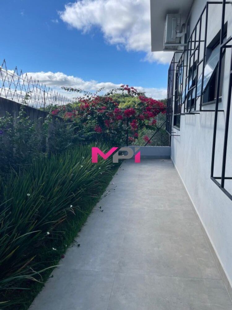Casa de Condomínio à venda com 4 quartos, 330m² - Foto 28