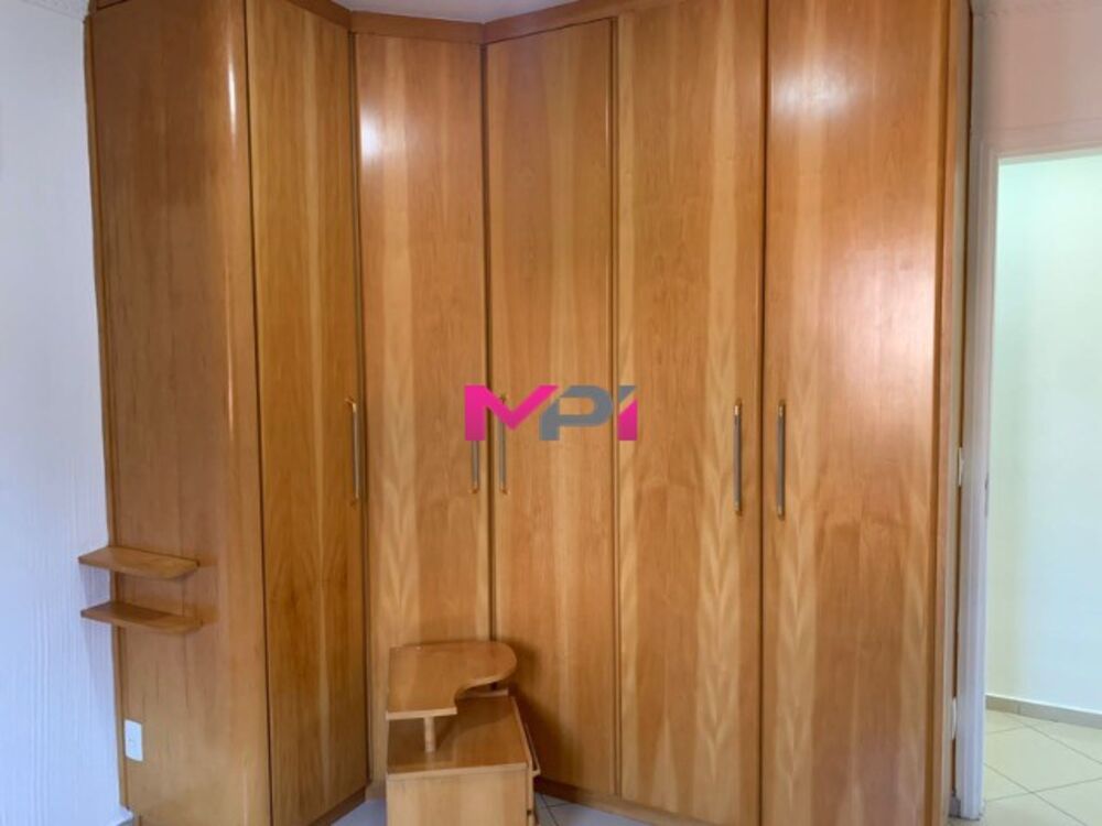Apartamento para alugar com 3 quartos, 96m² - Foto 7