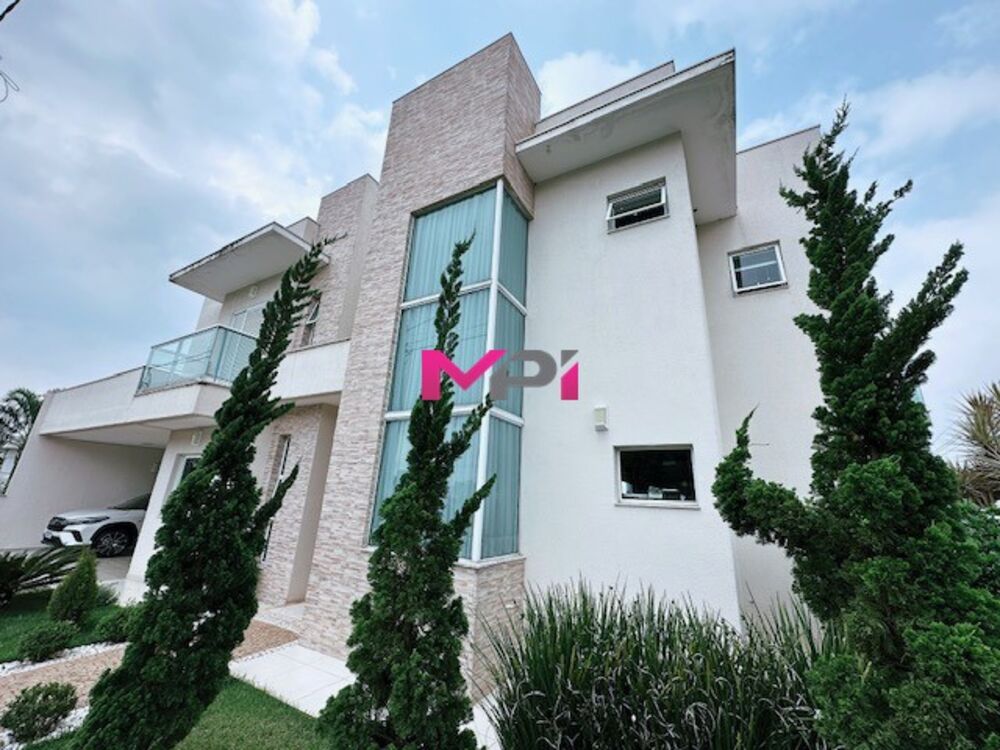 Casa de Condomínio à venda com 4 quartos, 340m² - Foto 1