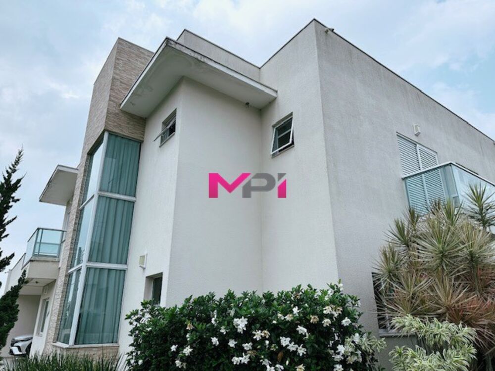 Casa de Condomínio à venda com 4 quartos, 340m² - Foto 2
