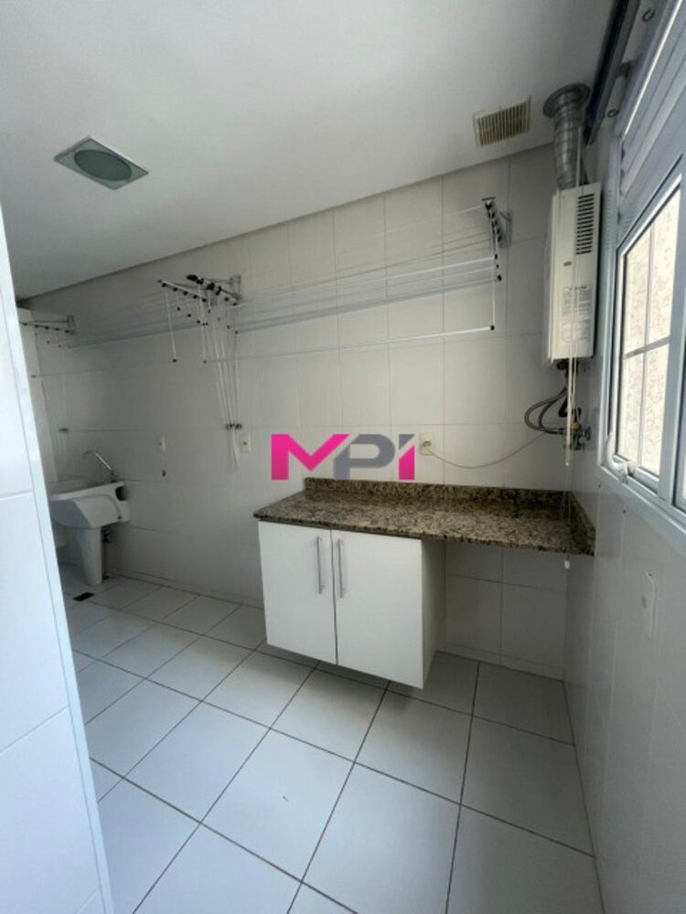 Apartamento à venda com 3 quartos, 157m² - Foto 7