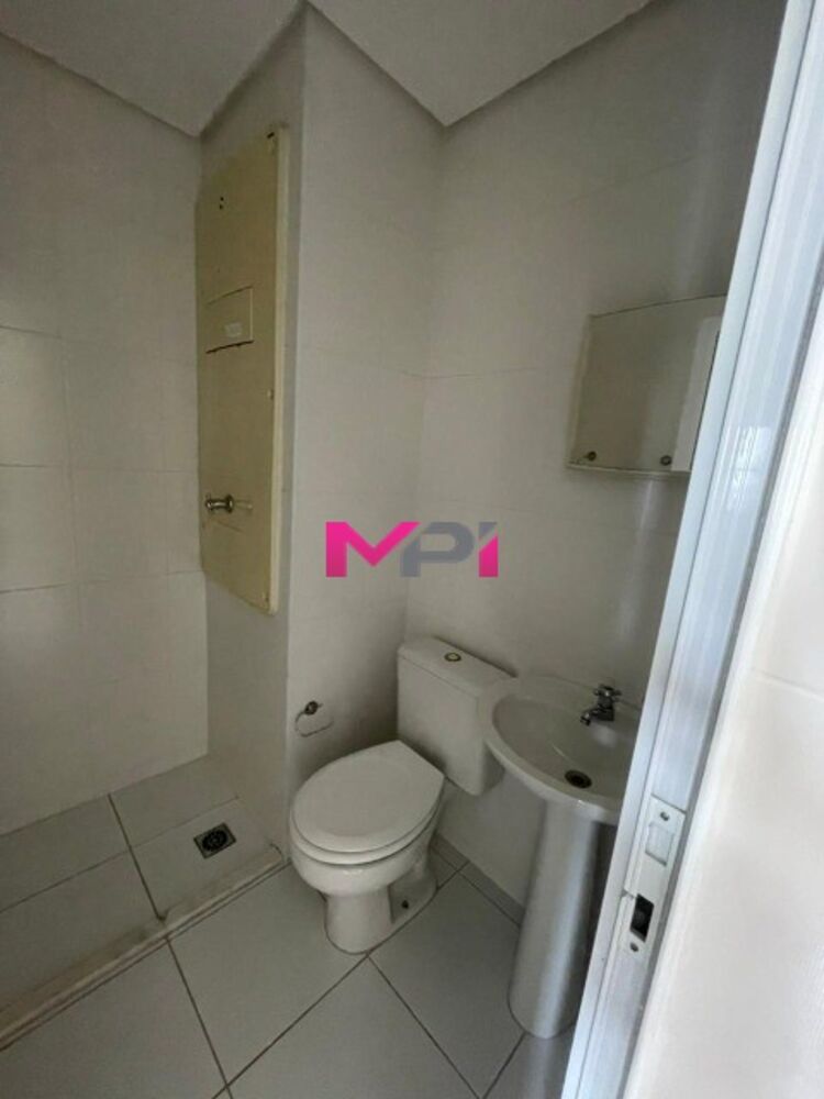 Apartamento à venda com 3 quartos, 157m² - Foto 6