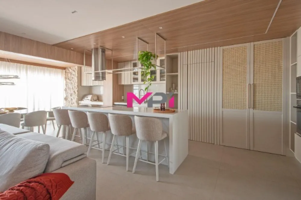 Apartamento, 3 quartos, 152 m² - Foto 1