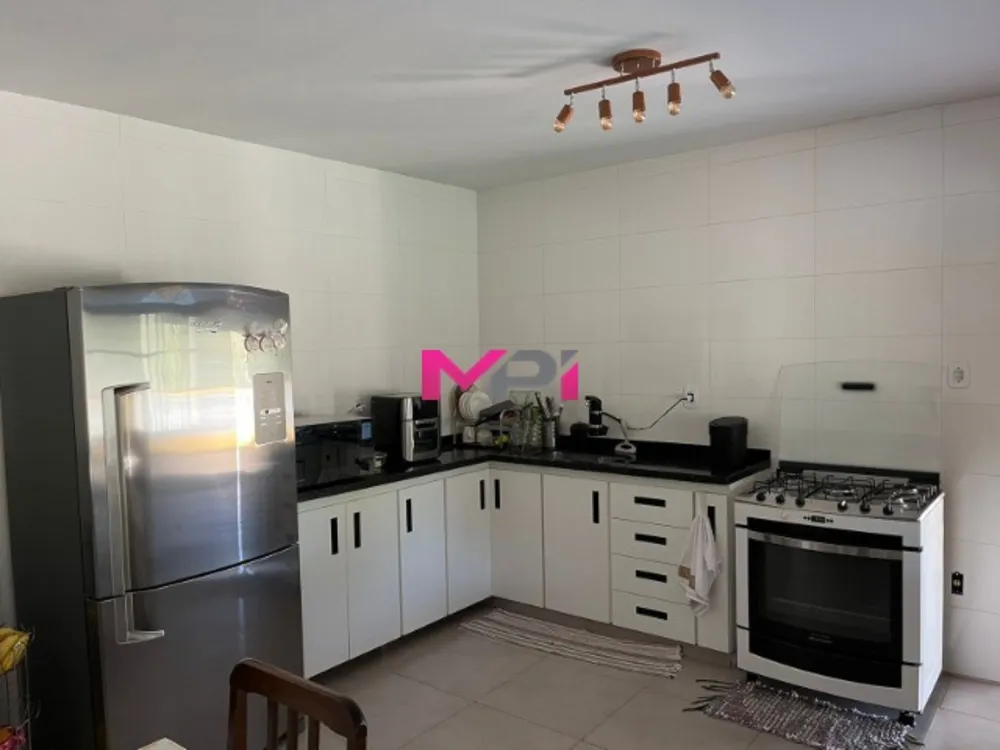 Chácara, 5 quartos, 3000 m² - Foto 1