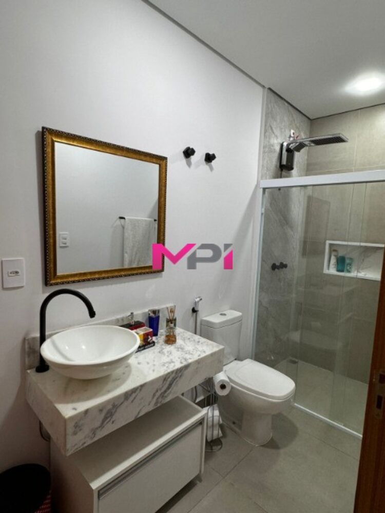 Casa de Condomínio à venda com 4 quartos, 235m² - Foto 11