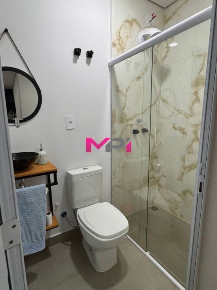 Casa de Condomínio à venda com 4 quartos, 235m² - Foto 9