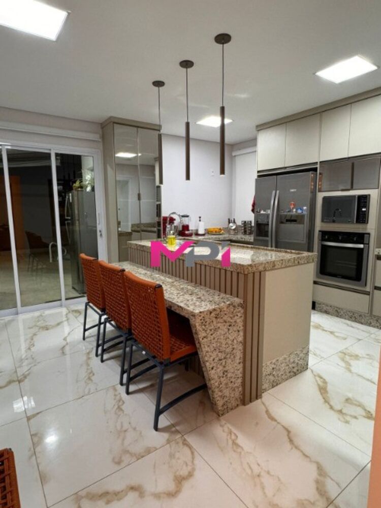 Casa de Condomínio à venda com 4 quartos, 235m² - Foto 7