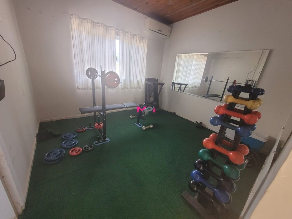 Casa, 4 quartos, 300 m² - Foto 4