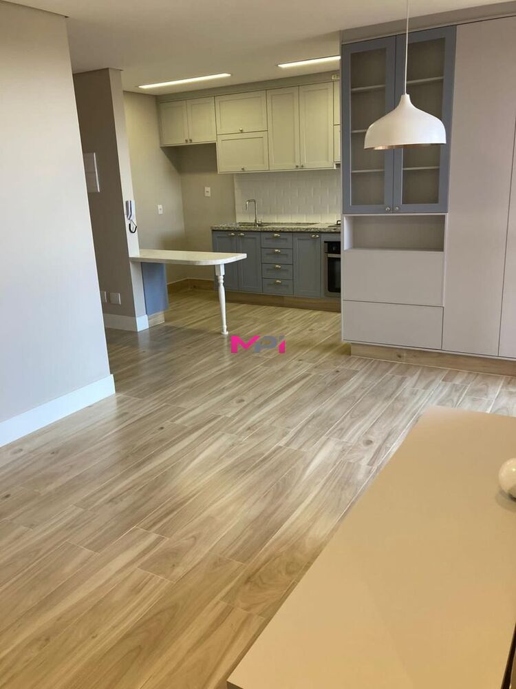 Apartamento à venda com 3 quartos, 77m² - Foto 3