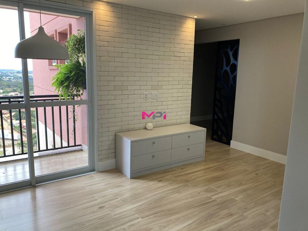 Apartamento à venda com 3 quartos, 77m² - Foto 1