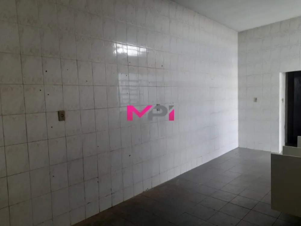 Sobrado, 9 quartos, 396 m² - Foto 5