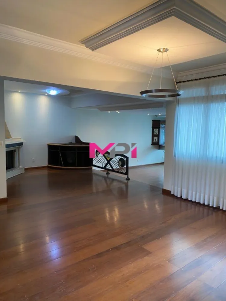Apartamento, 4 quartos, 270 m² - Foto 1