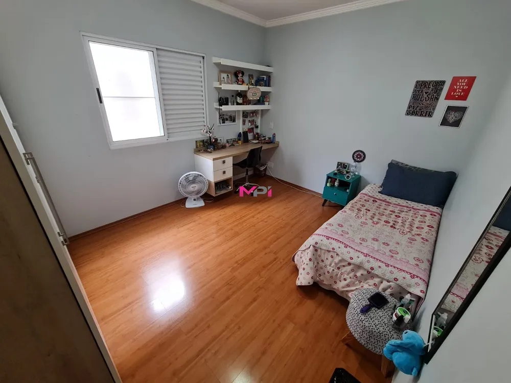 Casa, 3 quartos, 253 m² - Foto 3