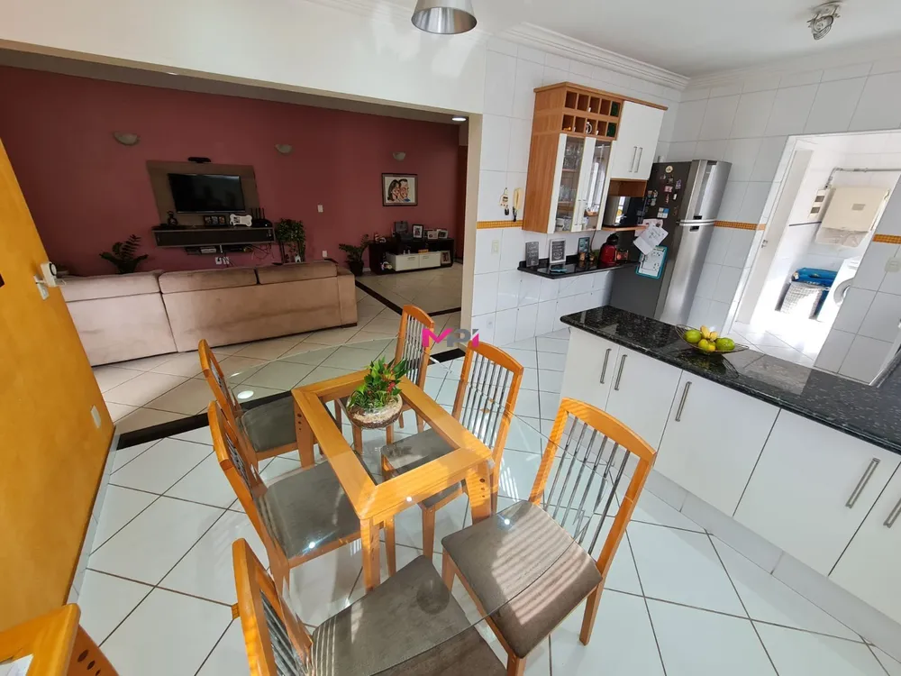 Casa, 3 quartos, 253 m² - Foto 6