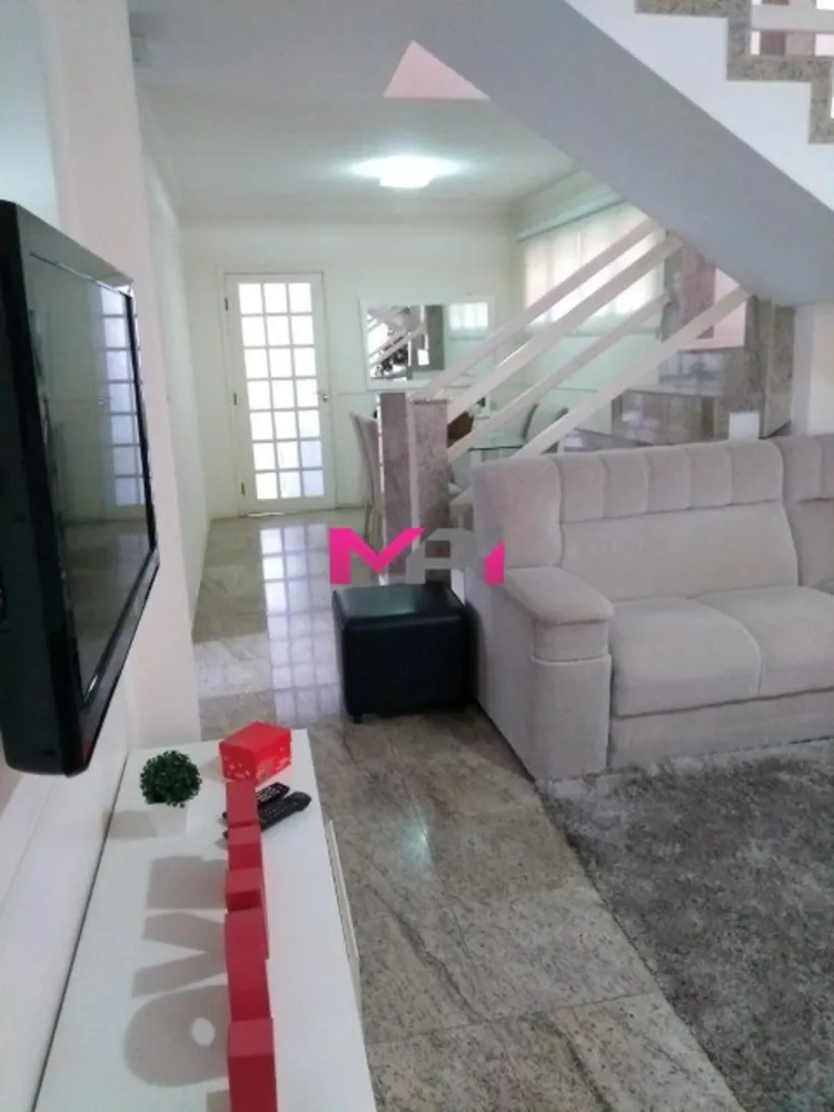 Sobrado, 4 quartos, 230 m² - Foto 1